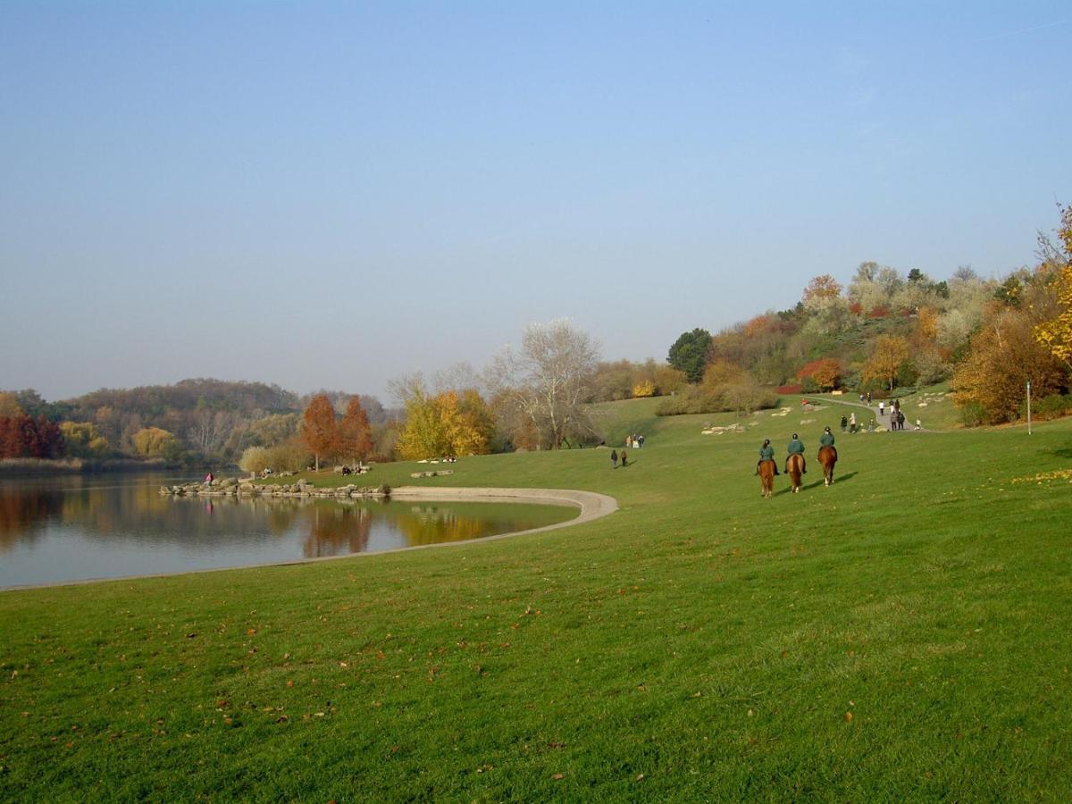 Gite Mella La Courneuve Bagian luar foto
